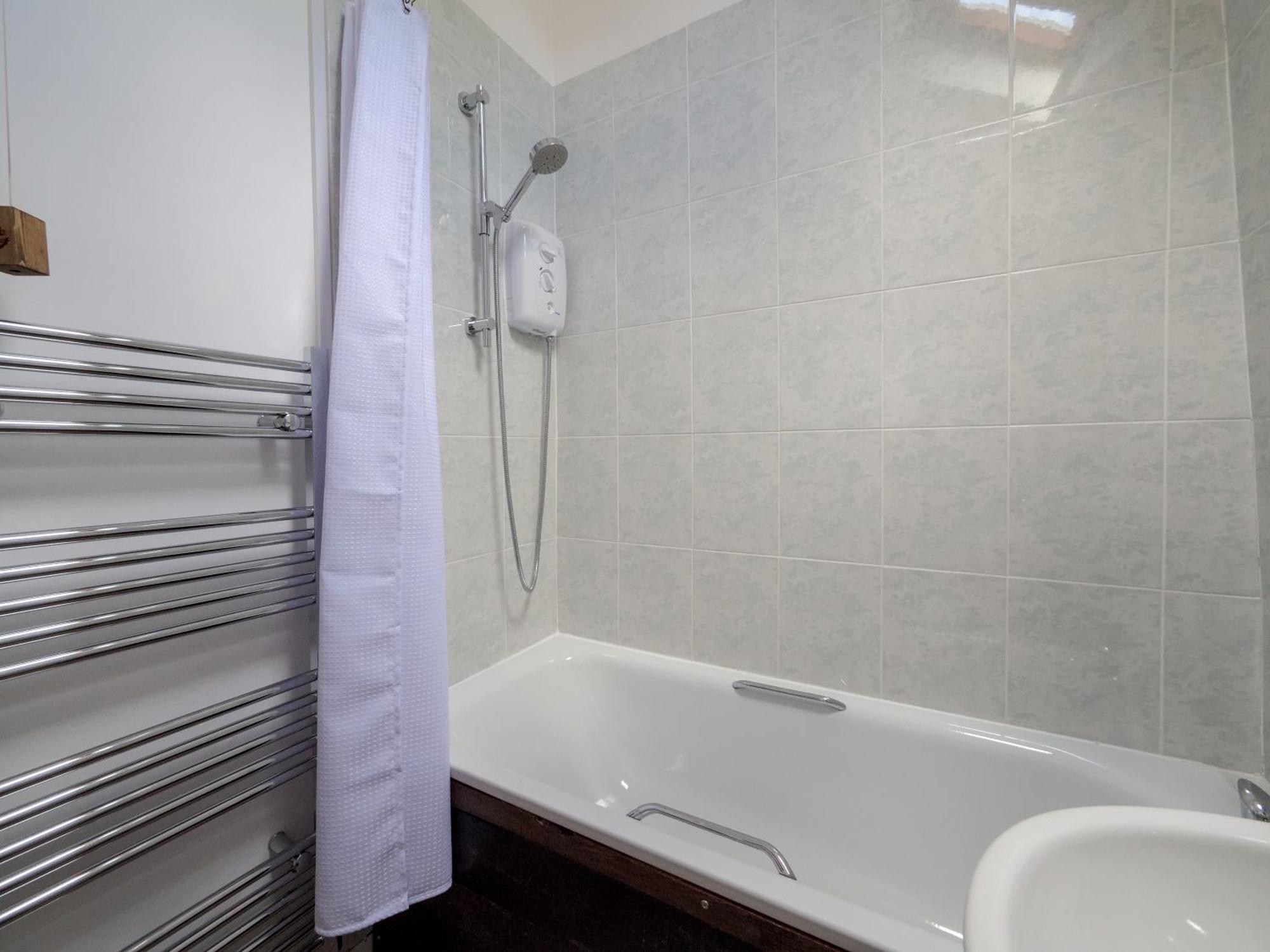 The Lilley Pad In Ludlow Cosy, Central, Perfect For Couples, Netflix & Parking Permit Екстериор снимка