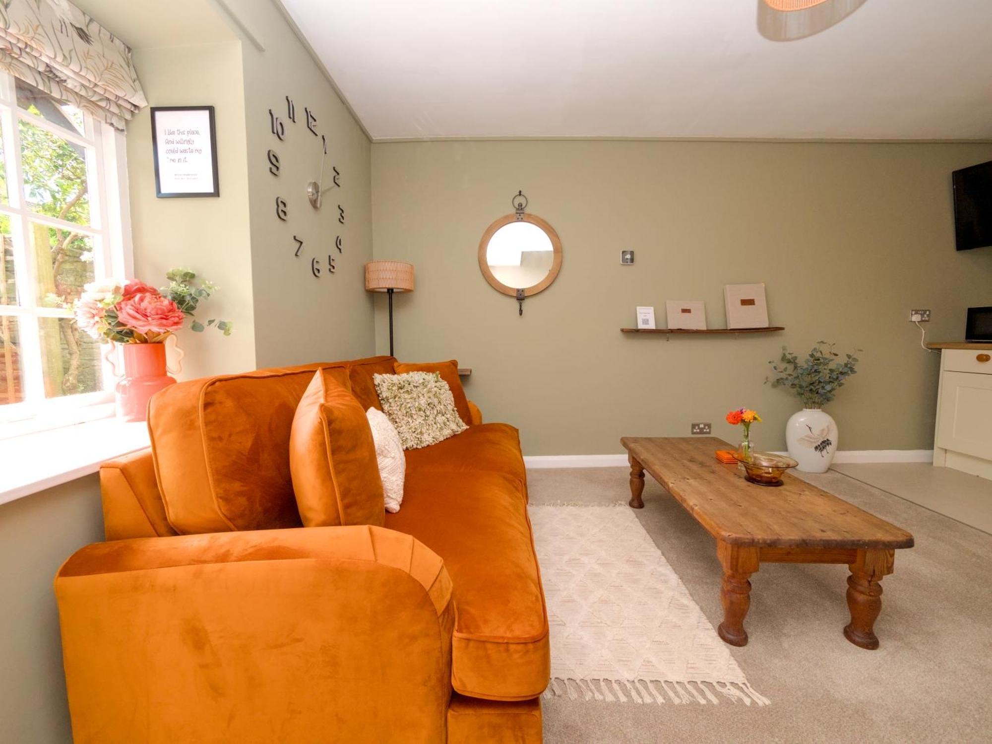 The Lilley Pad In Ludlow Cosy, Central, Perfect For Couples, Netflix & Parking Permit Екстериор снимка